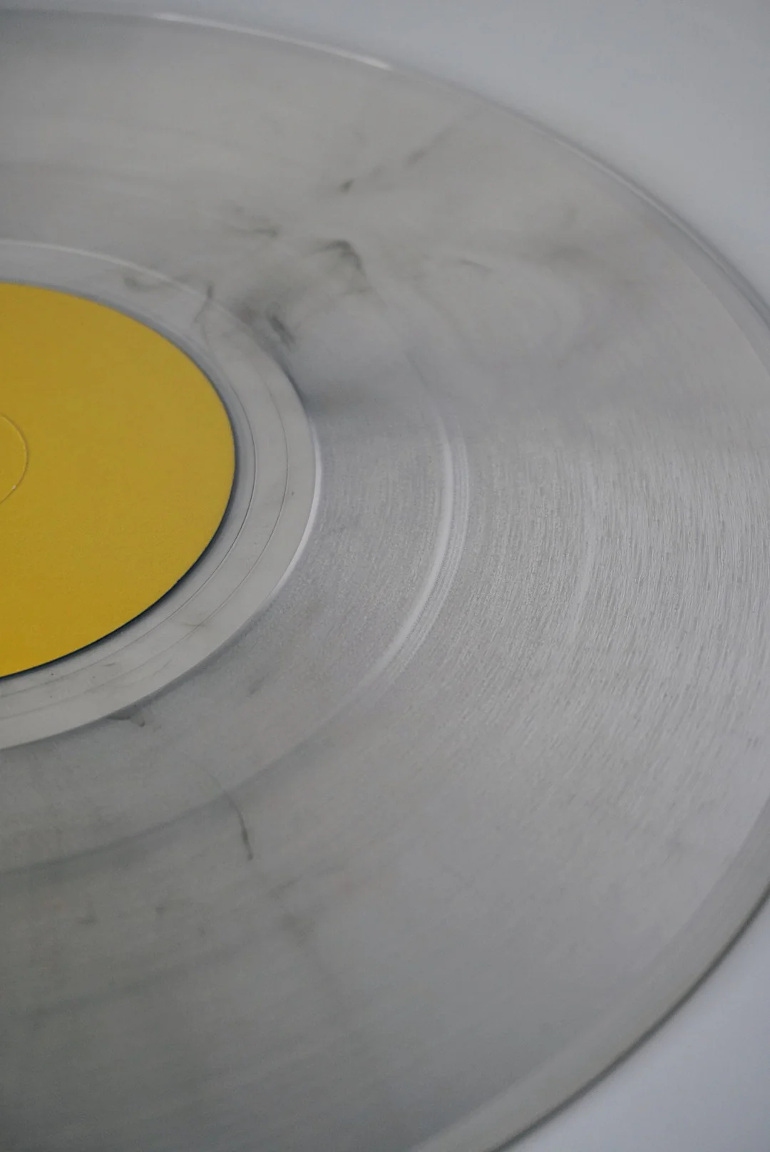 Kuniyuki Takahashi – Divine Harmonics Two Edition 2 (140gr smoked transparent vinyl) - Image 5